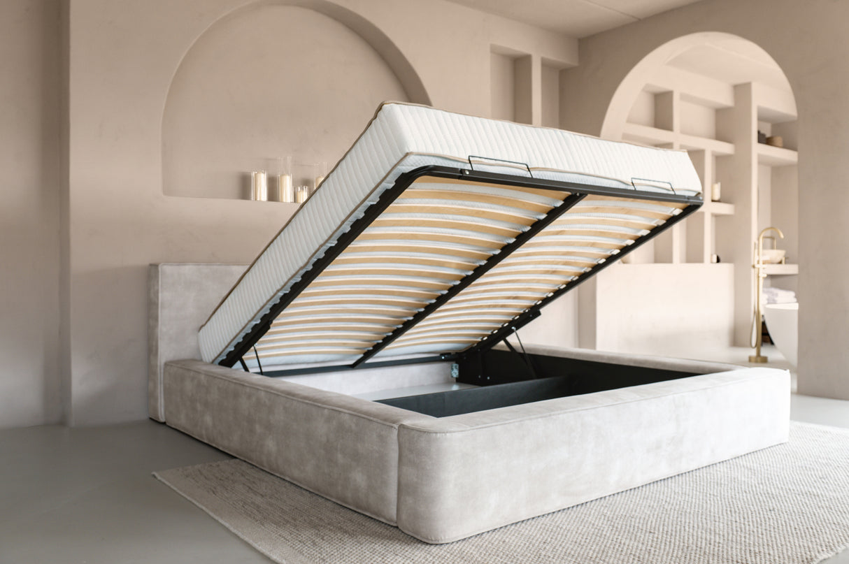 Élégance Royale Bed 180×200 / Dreamhouse