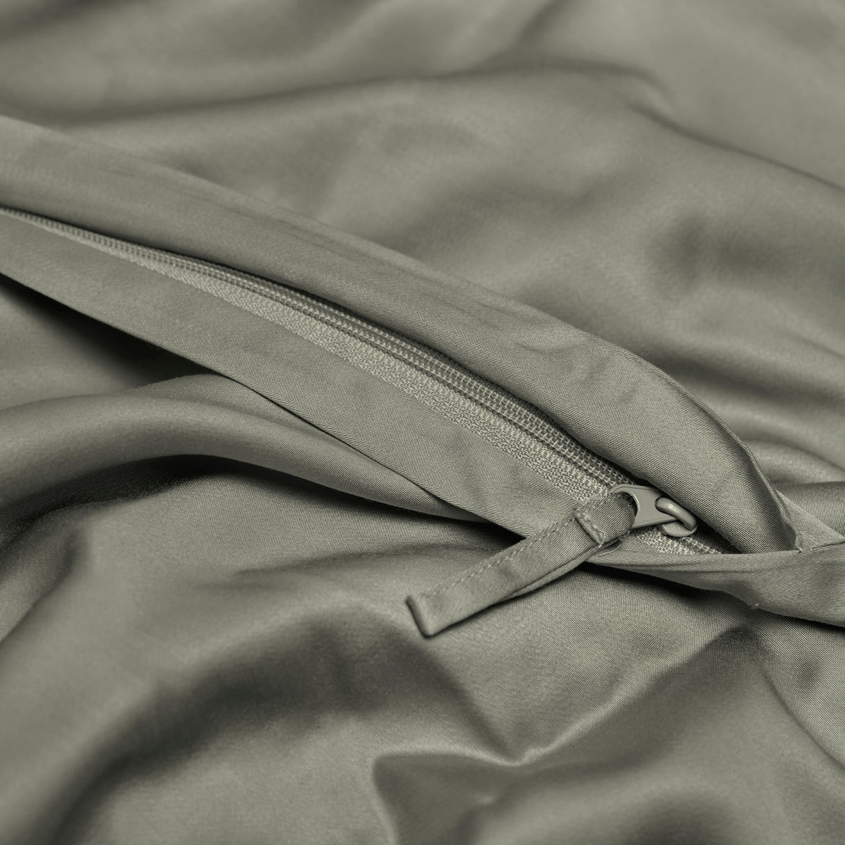 Dekbedovertrek Bamboe Olijfgroen (200×200) / Coco & Cici