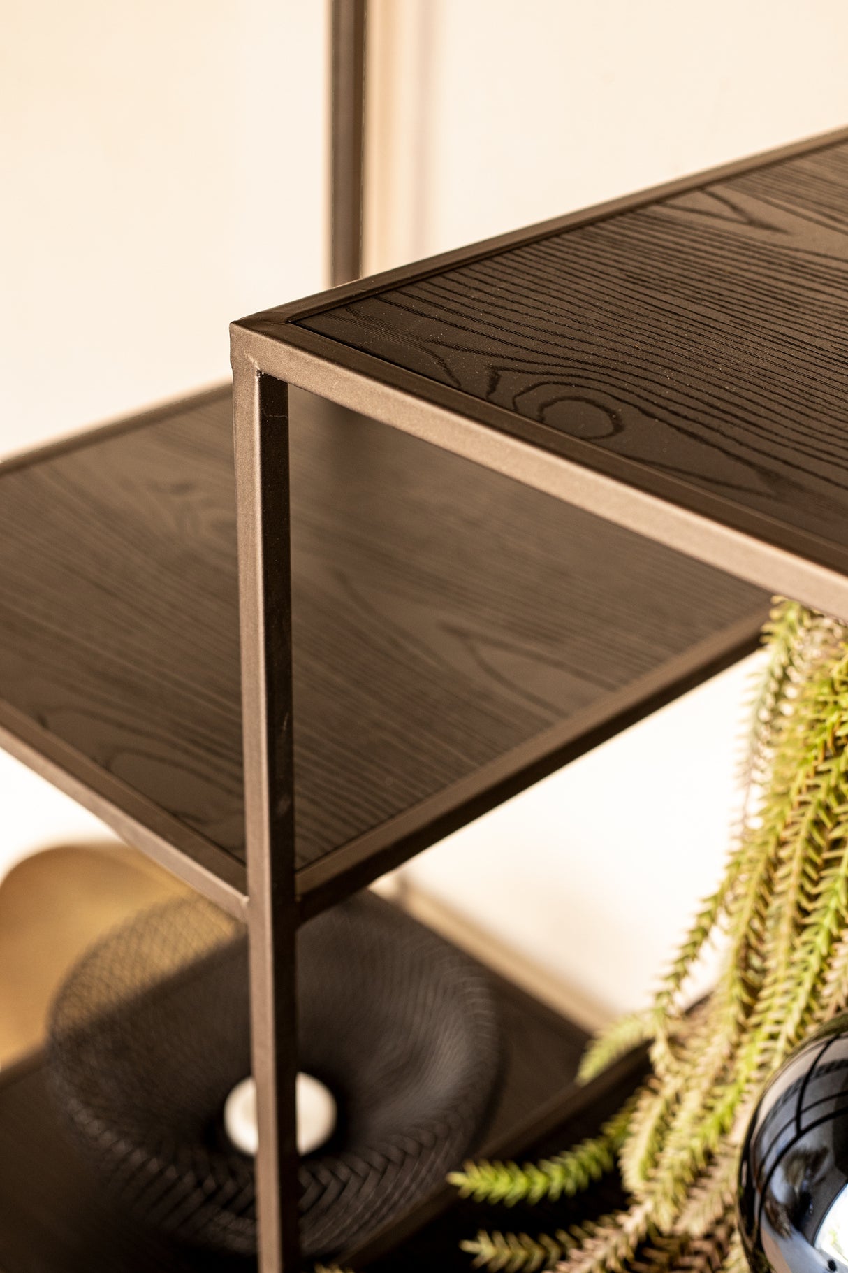 Lixly Black - Open Kast - PTMD