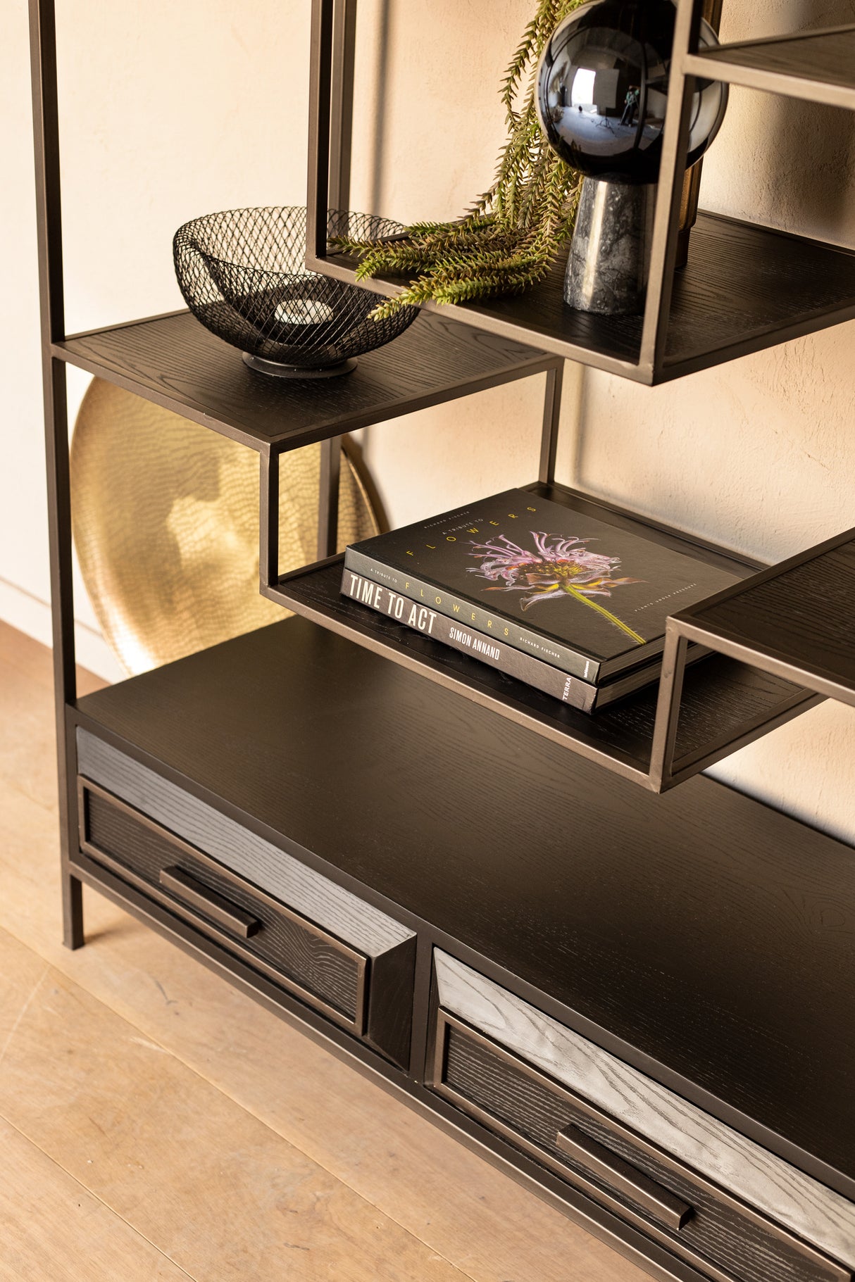 Lixly Black - Open Kast - PTMD