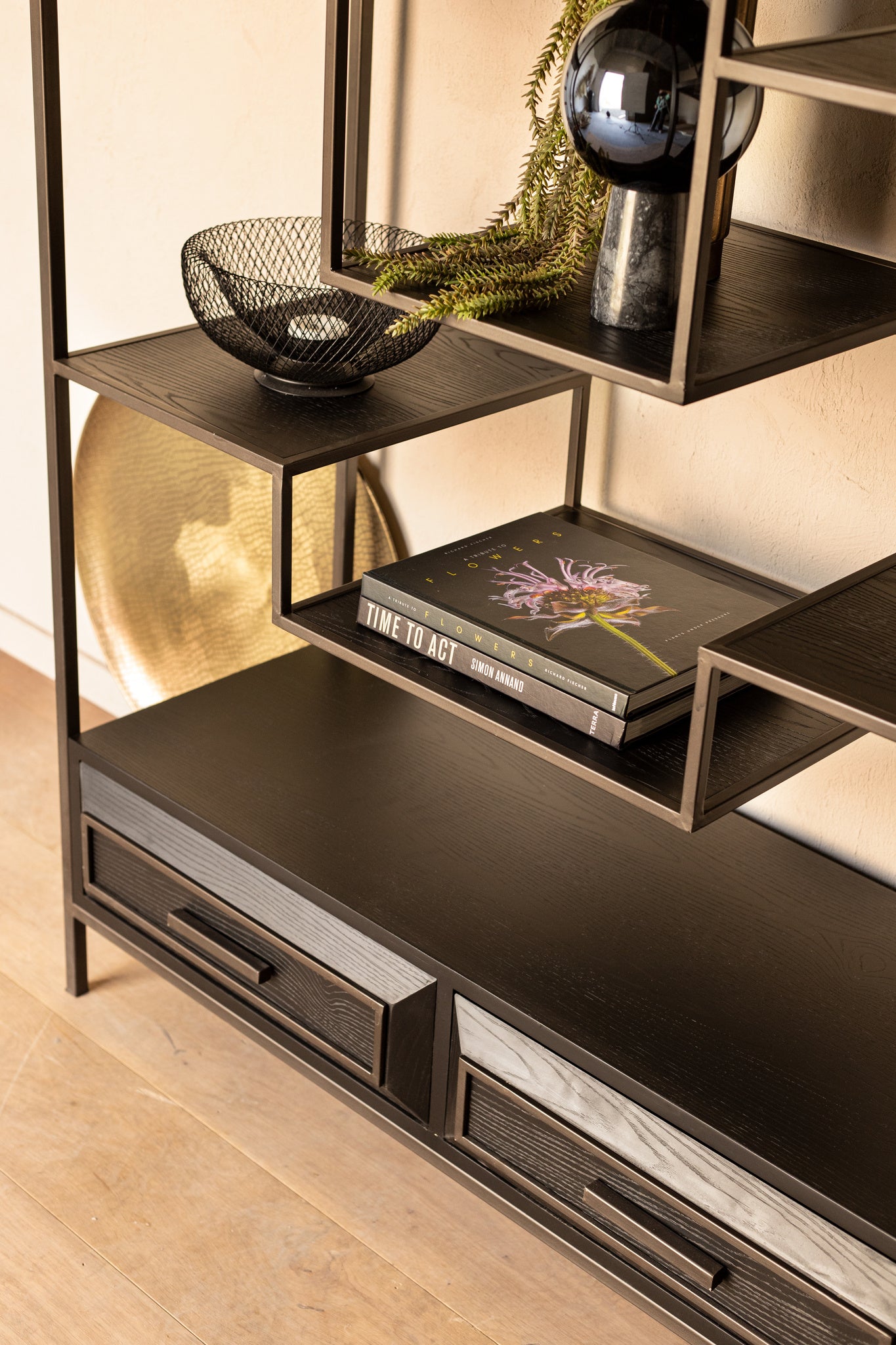 Lixly Black - Open Kast - PTMD