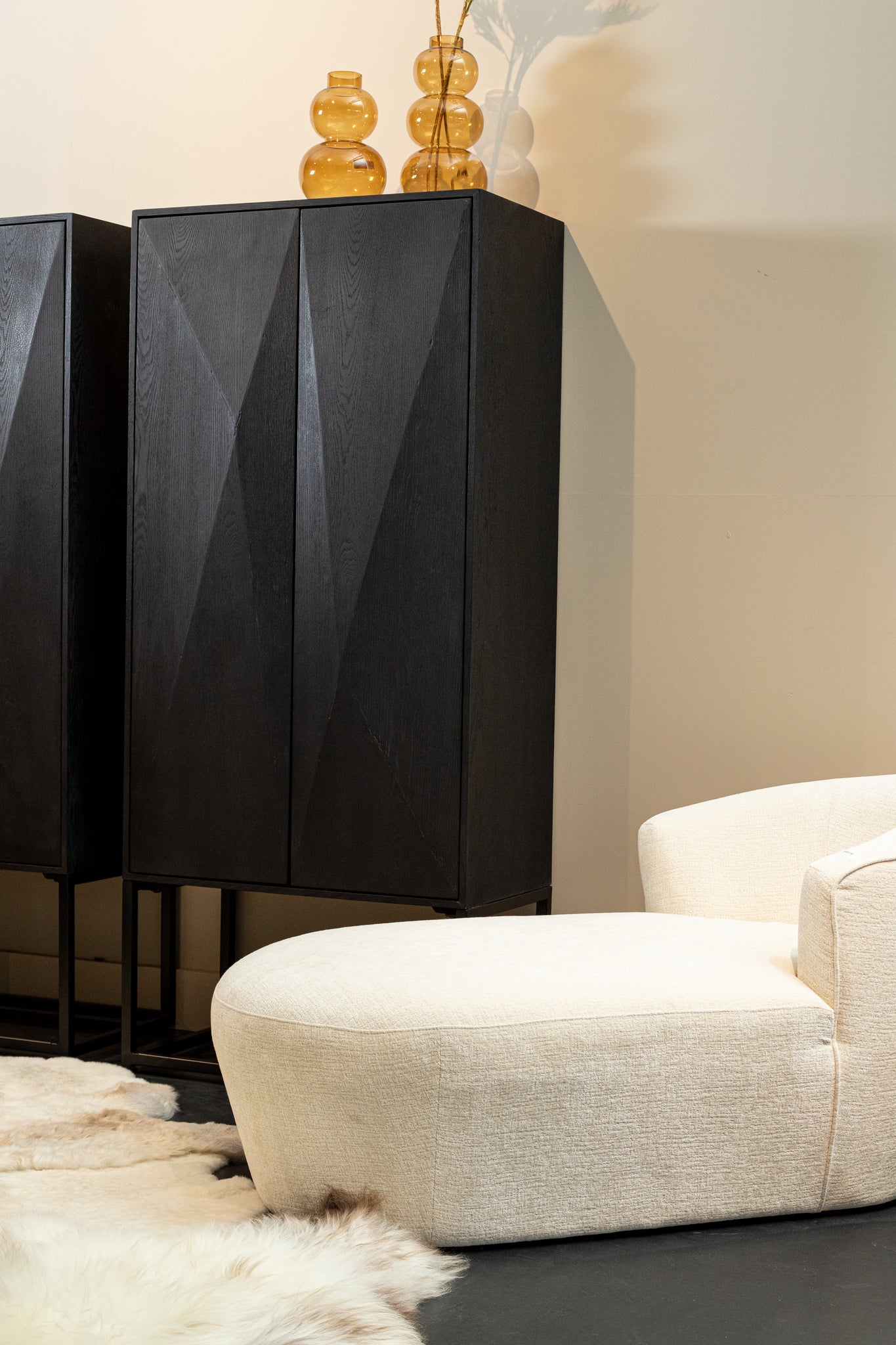Onyx Black - Wandkast met 2 Deuren - PTMD