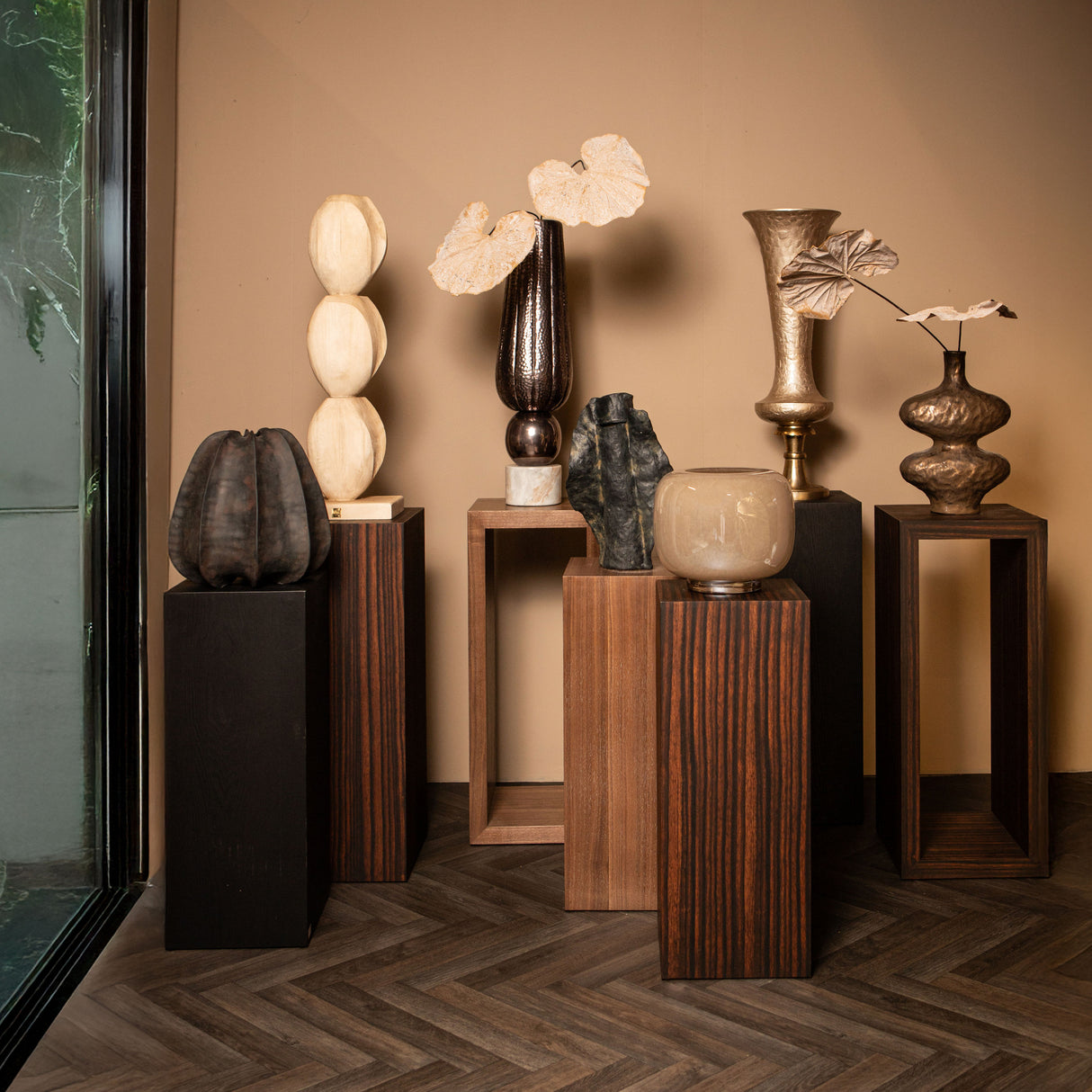 Tiess Wooden Veneer - Luxe Designzuilen in Zwart & Bruin - PTMD