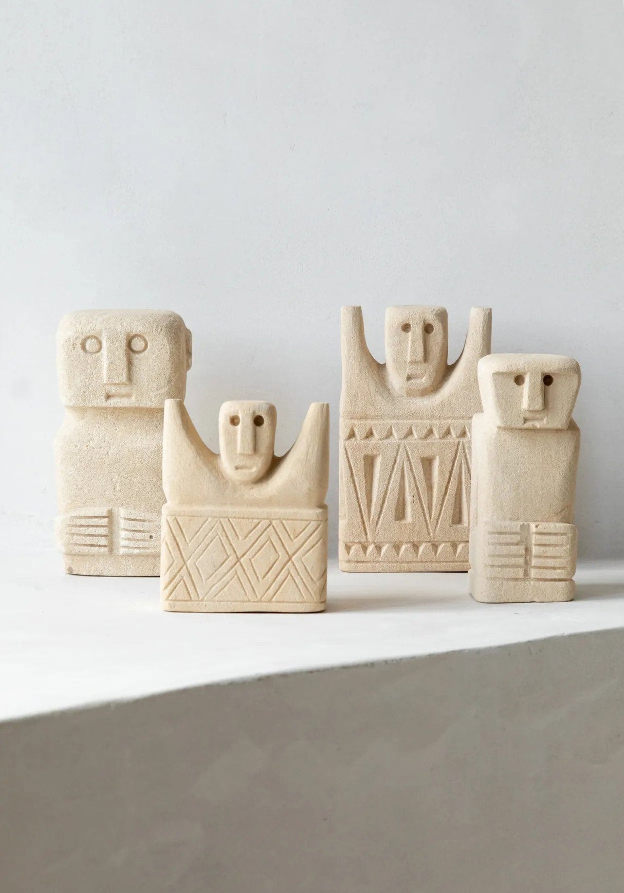 Sumba Stenenbeeld #17 / Bazar Bizar