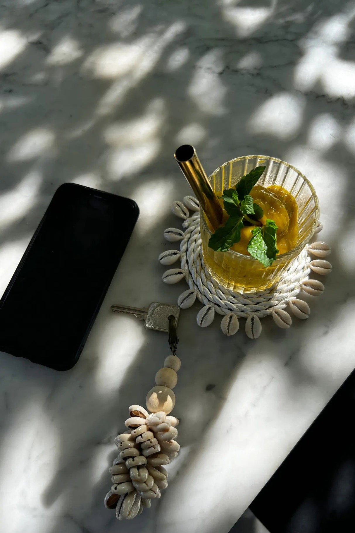 Zeegras Onderzetter met Schelpen (12x12x1) / Bazar Bizar