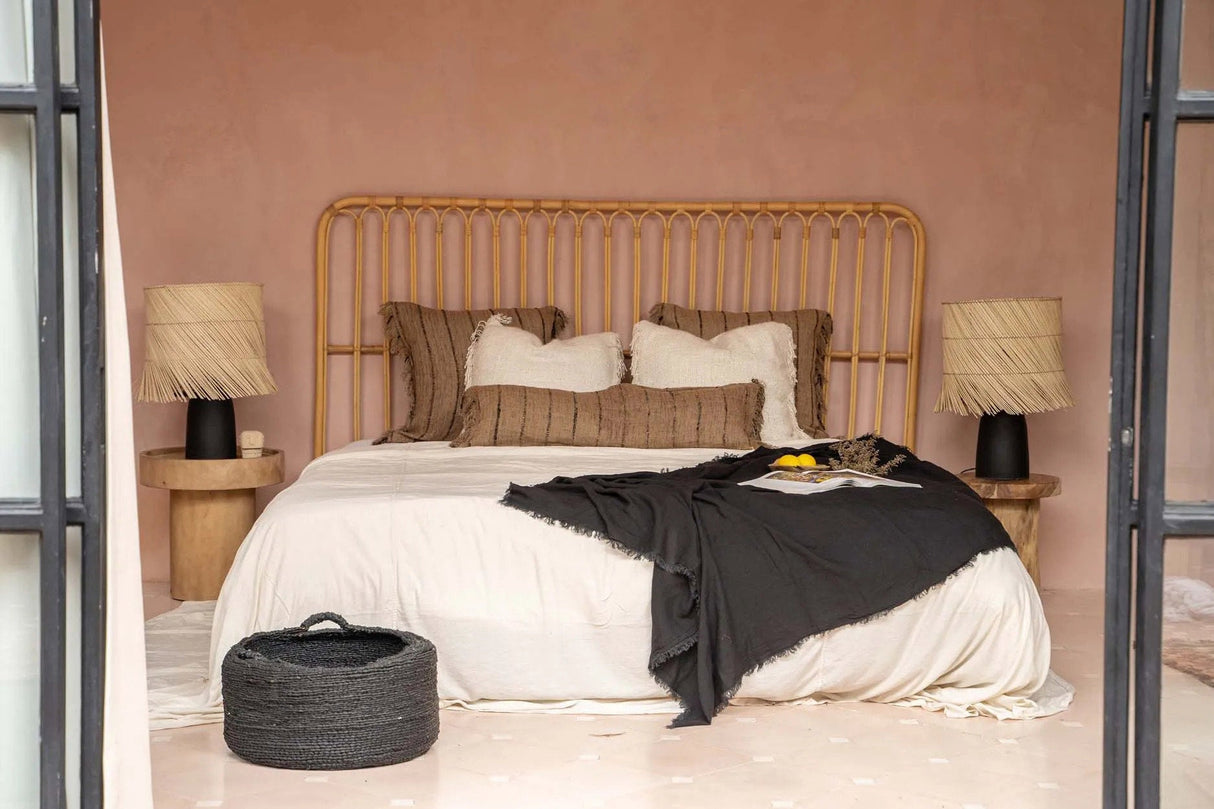 Oh My Gee Kussenhoes Beige Black (35×100) / Bazar Bizar