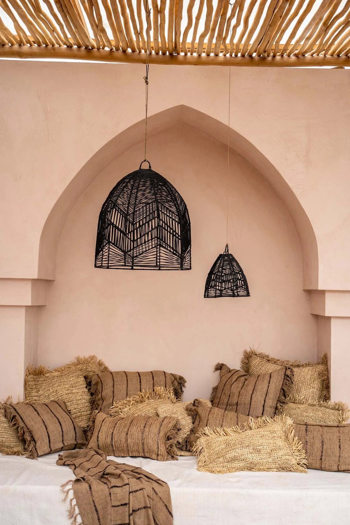 Oh My Gee Kussenhoes Beige Black (40×40) / Bazar Bizar