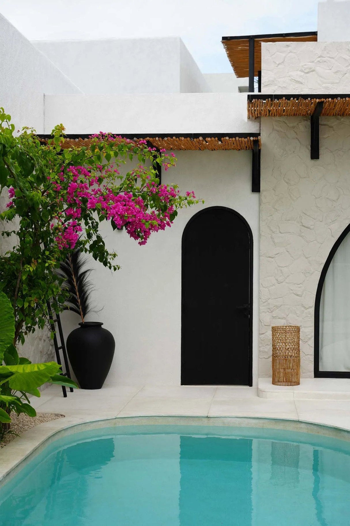 Takuhanki Hanger L / Bazar Bizar