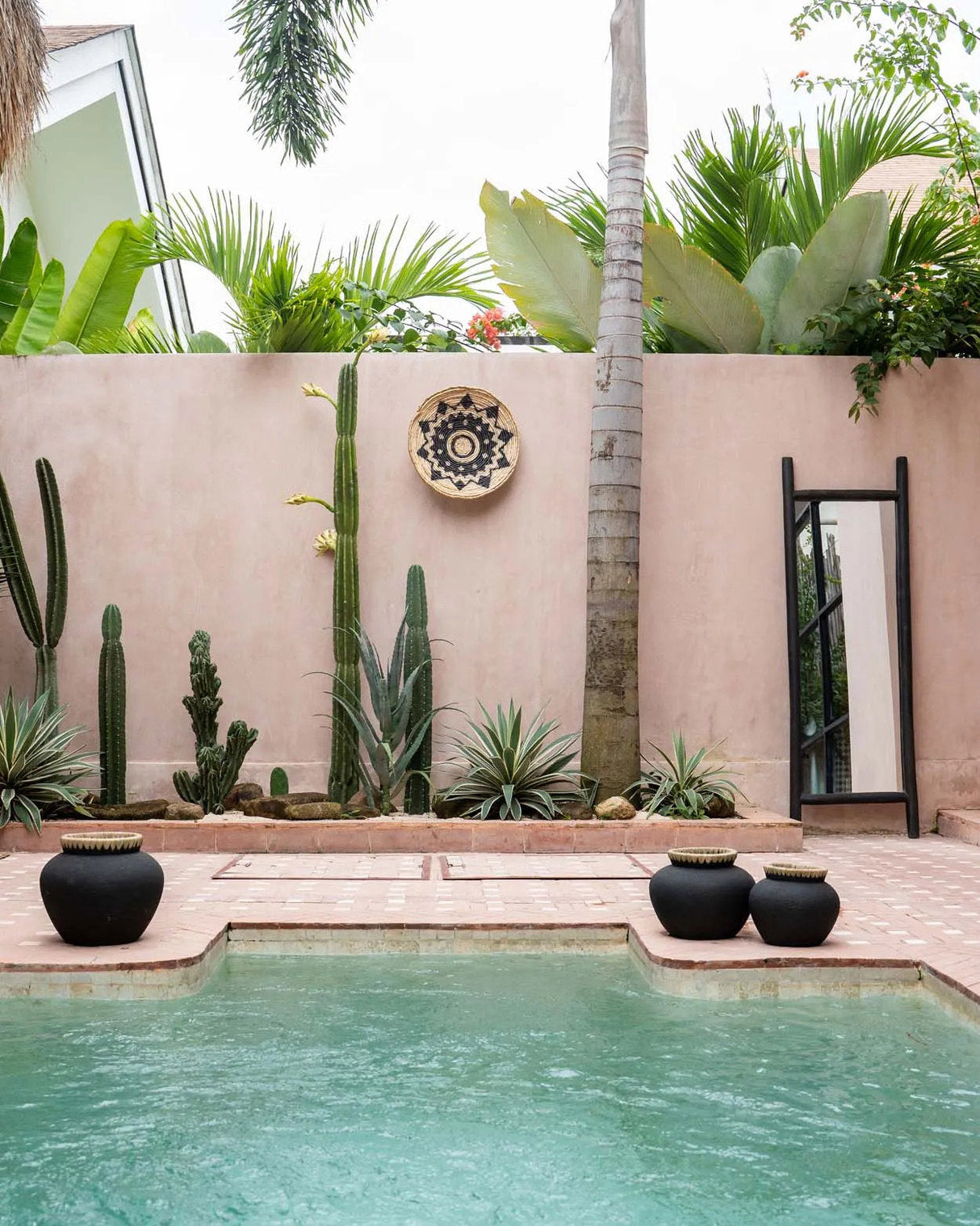 Styly Vaas (L) / Bazar Bizar