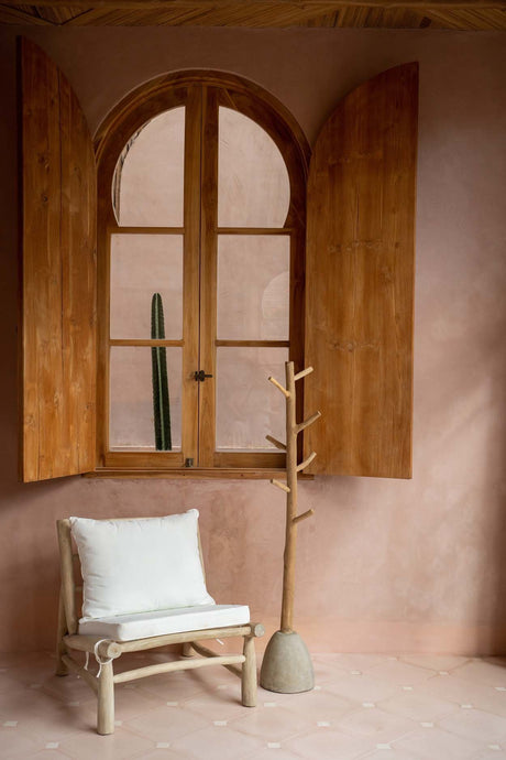 Concrete Kapstok / Bazar Bizar