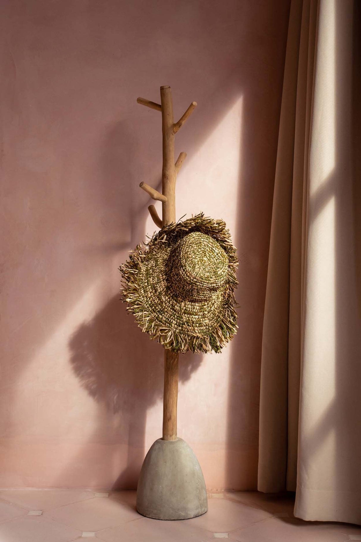 Concrete Kapstok / Bazar Bizar