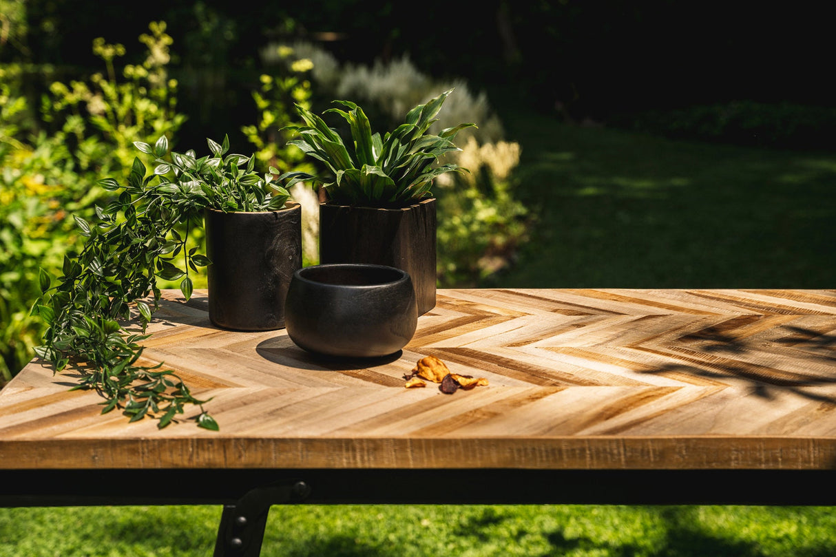 Bondi Zwarte Kom / Bazar Bizar