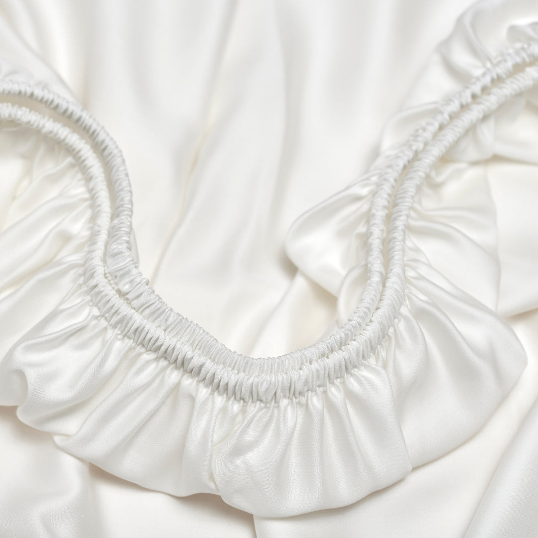 Hoeslaken Satijn Off White (180×210×15) / Coco & Cici