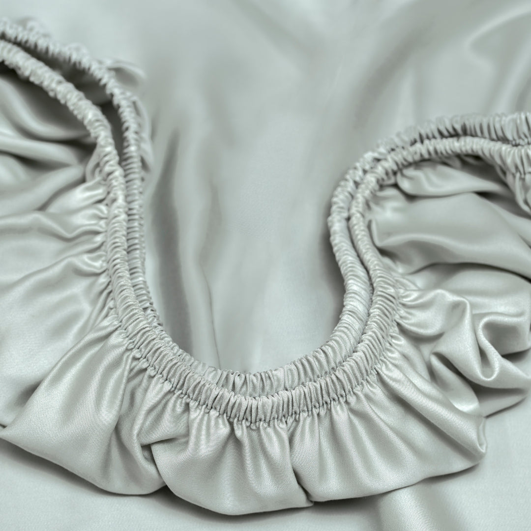 Hoeslaken Satijn Grijsgroen (200×200×35) / Coco & Cici