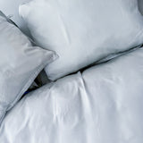 Hoeslaken Satijn Ocean Blue (180×200×5–8) / Coco & Cici