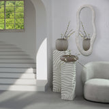 Isaiah MDF Pedestal Wavy Design SV2 - Moderne Sculpturale Zuilen in White & Cream - PTMD