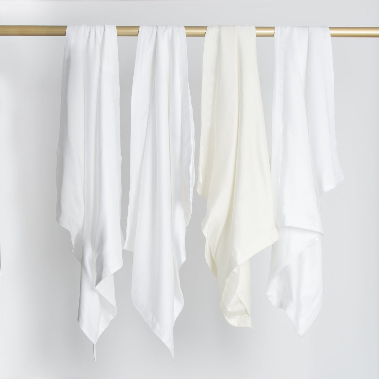 Dekbedovertrek Satijn Champagne (200×220) / Coco & Cici