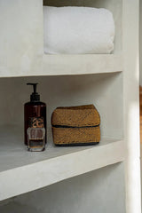 Beaded Mand (L) / Bazar Bizar