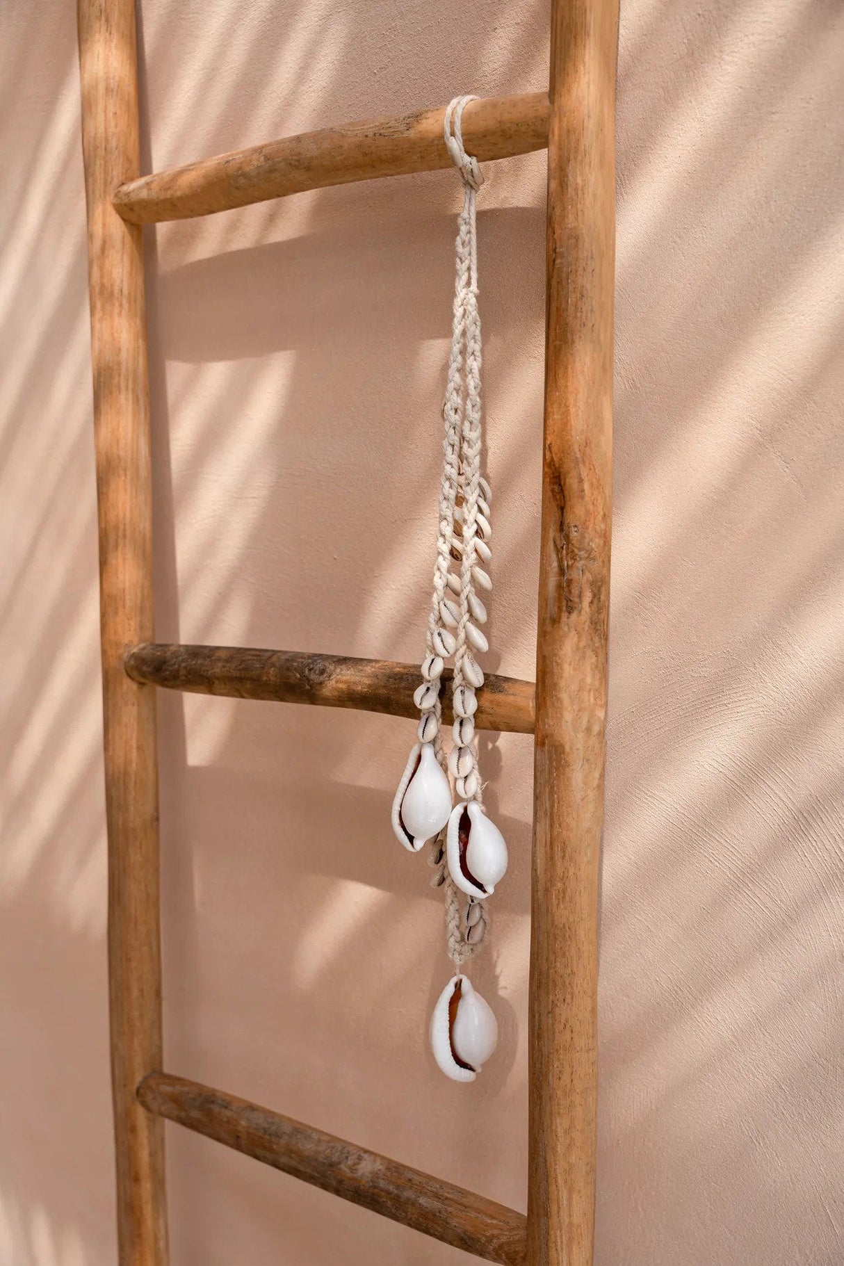 Grote Witte Kauri Schelpenketting / Bazar Bizar