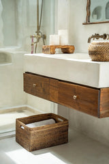 Colonial Magazine Mand (L) / Bazar Bizar