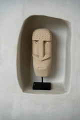 Sumba Steenbeeld op Standaard #21 / Bazar Bizar