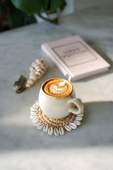 Raffia Onderzetter met Schelpen (12x12x1) / Bazar Bizar