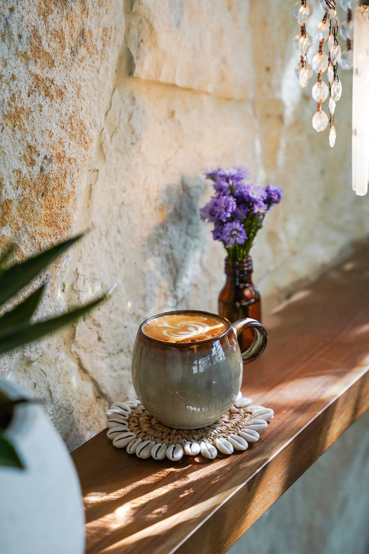 Raffia Onderzetter met Schelpen (12x12x1) / Bazar Bizar