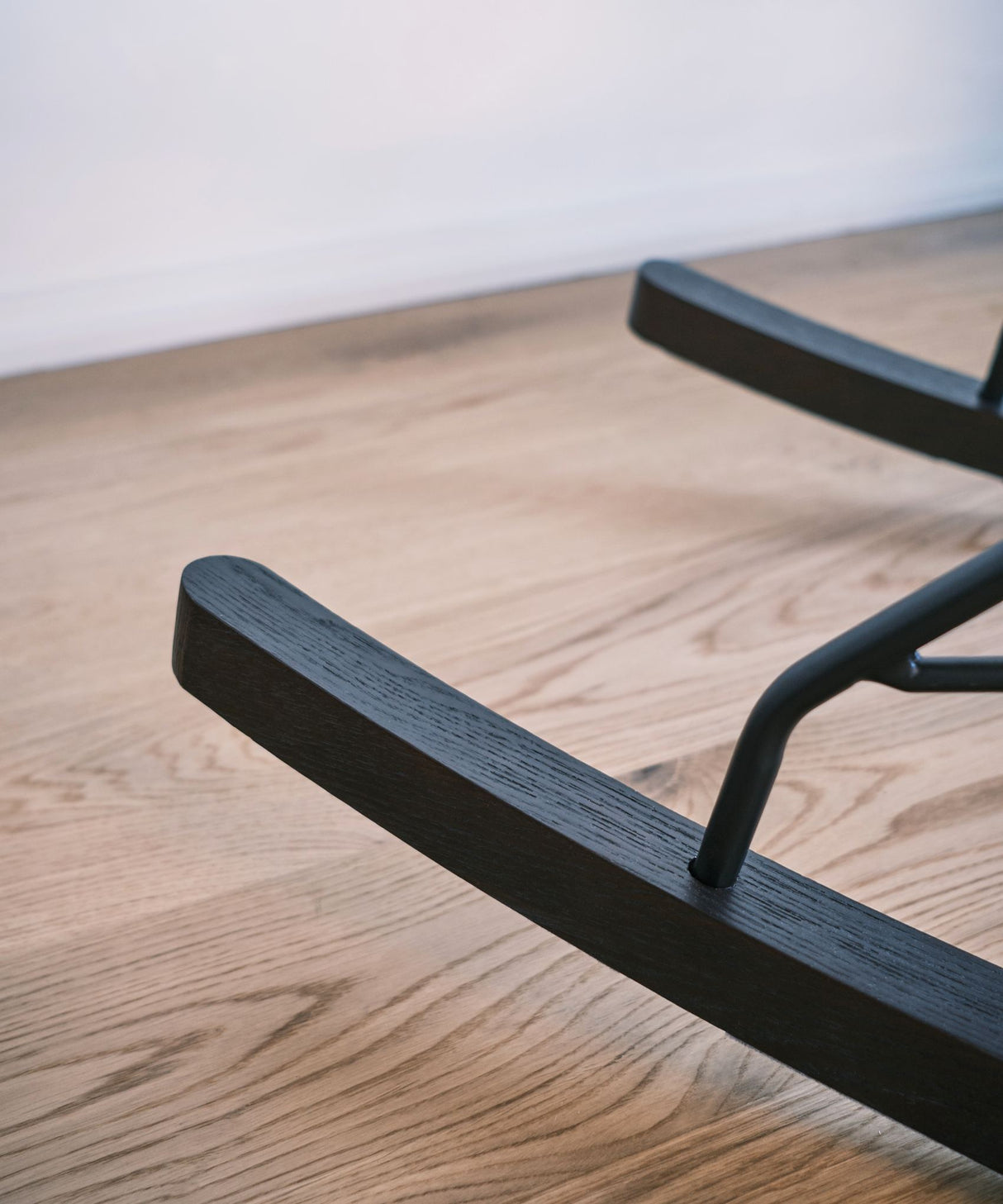 Gaia Schommelstoel Beige schaap / Njordec