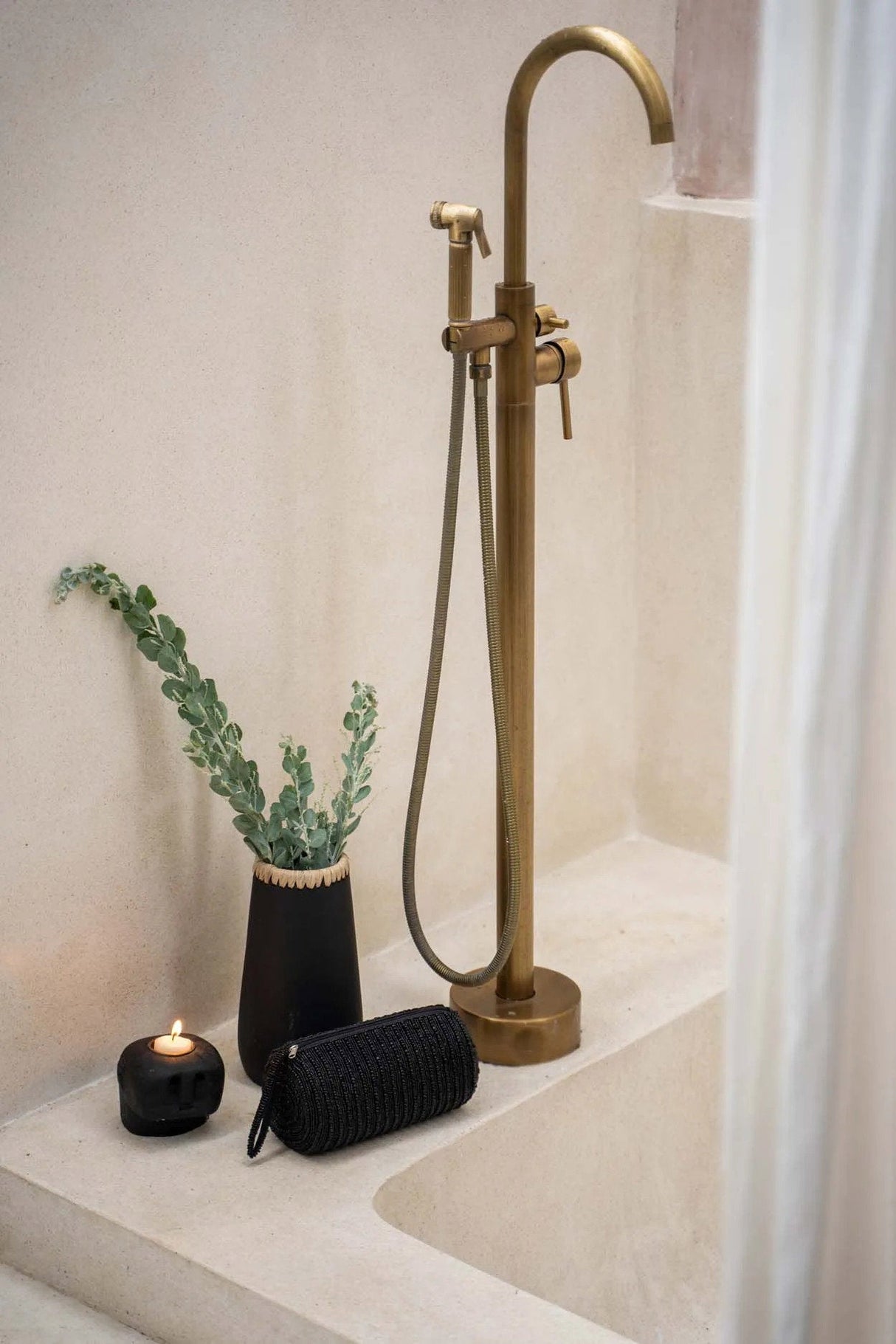 Sneaky Vaas (S) / Bazar Bizar