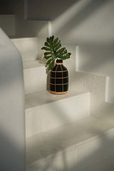 Whoopy Vaas (M) / Bazar Bizar