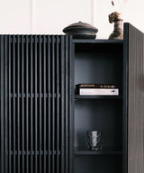 Louvre Kast – Black Oak / Njordec